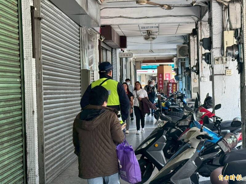 台中公園流鶯專題3-2》本土、外籍流鶯大車拚!中警持續掃蕩交出成績單