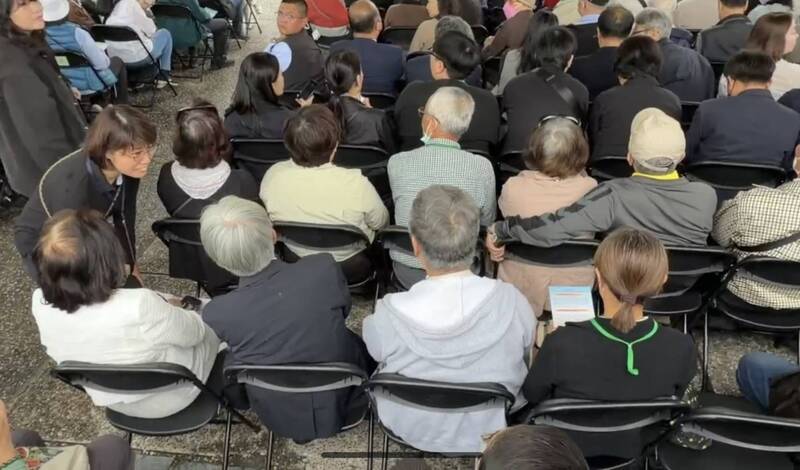 太誇張!追憶228罹難者竟演奏「情歌」 家屬不滿抗議