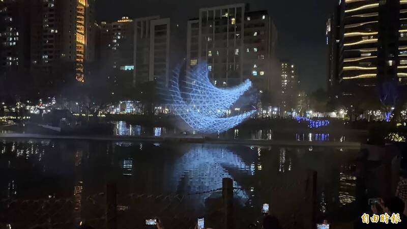 竹北光節雙主燈閃躍點亮 光影美學科技感驚豔