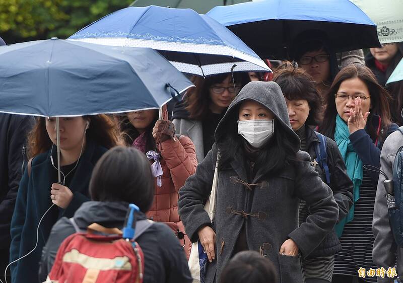 連假春雨綿綿!各地不定時陣雨 北東濕涼、中南部早晚偏涼