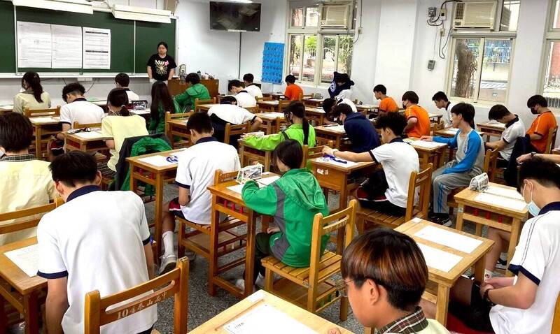 掌握3大關鍵期程! 115年度國中會考報名3/5~3/7開跑