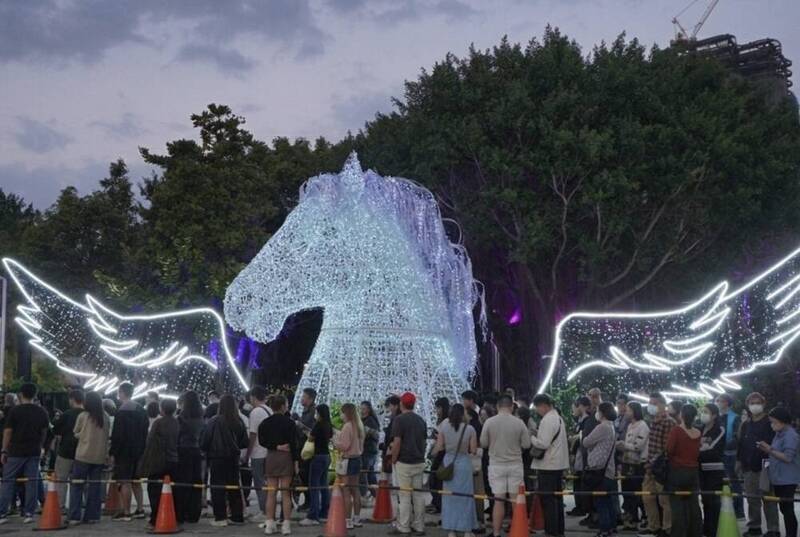 中台灣燈會讓民眾驚艷的「驚蟄界」燈區 展期只剩3天