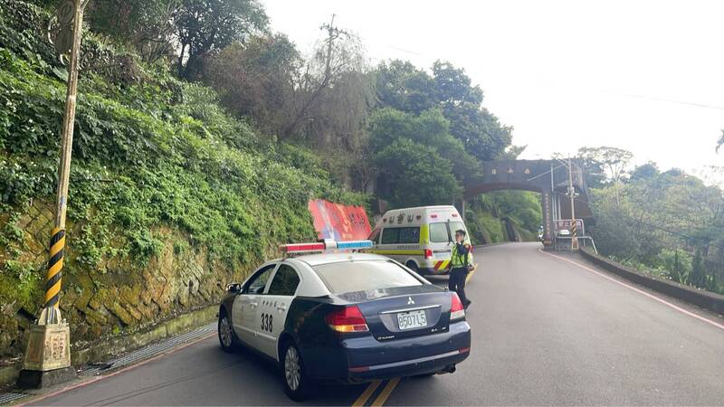 烘爐地拜拜遇死劫!祖孫3人騎機車自撞電桿 3歲孫站腳踏板重摔不治