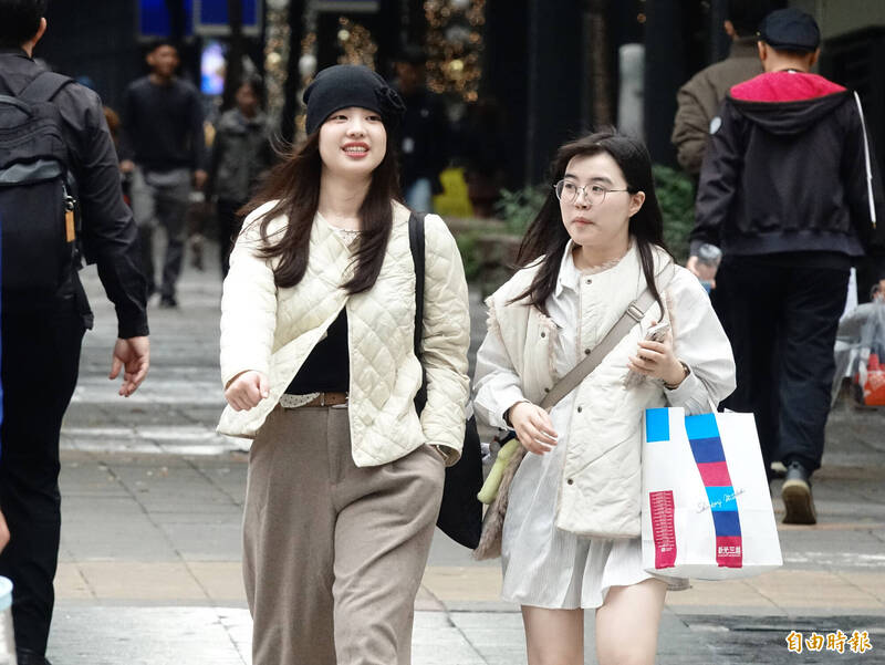 週一鋒面逼近 雨勢連綿不斷 週末才有機會見晴