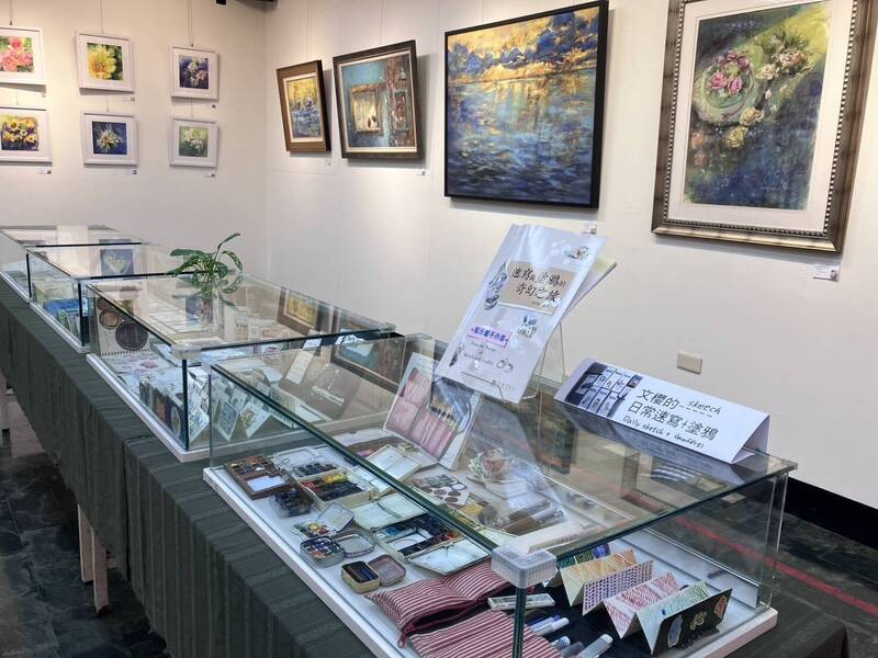 鳳山高中教師邱文櫻 快與慢之間畫展登場