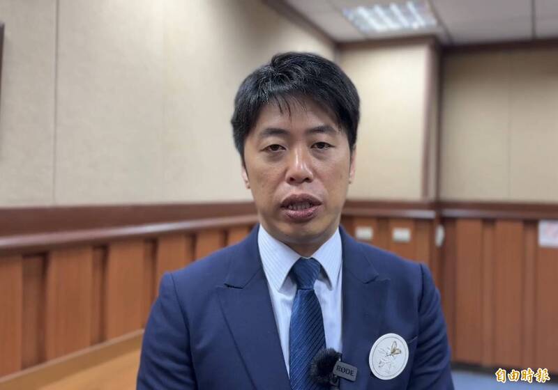 市議員張之豪認為不能以求好心切就為職場霸凌開脫。（記者盧賢秀攝）