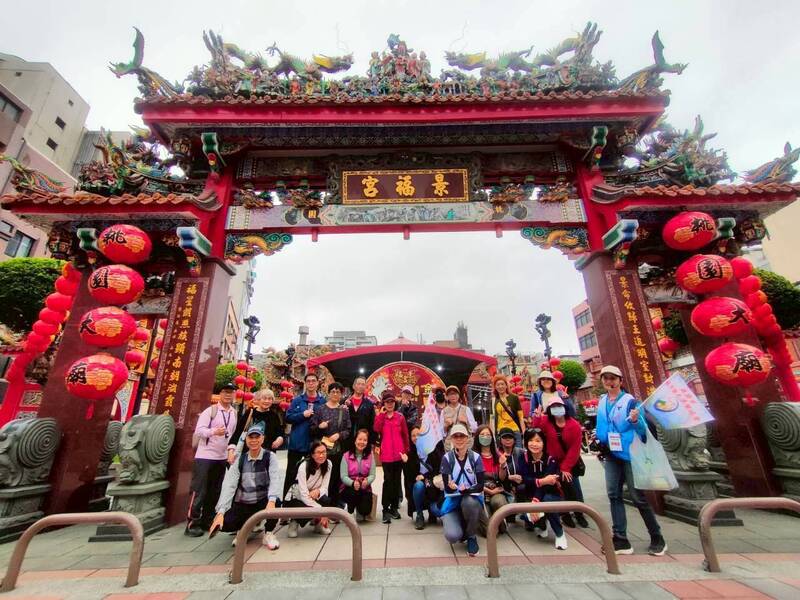 桃園燈會今年串聯舊城區，規劃兩大導覽行程，帶領民眾從下午漫步到黑夜。（觀旅局提供）