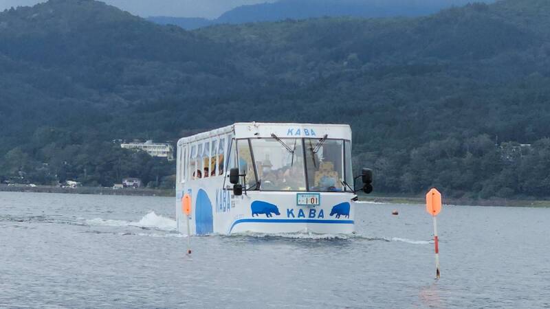 基隆採購鴨子船預算翻倍 議員批市府財政紀律草率