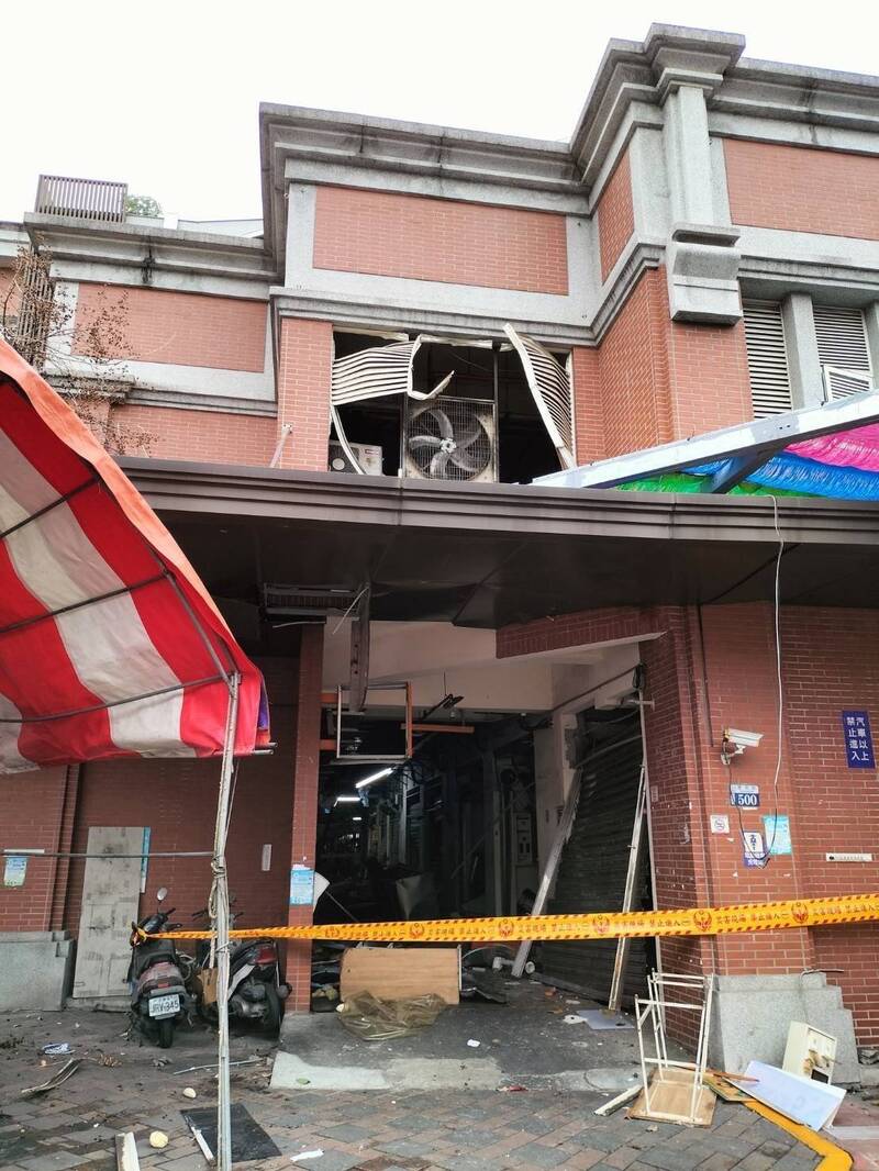 整個都在震! 台中建國市場驚傳氣爆 攤商掛彩現場畫面曝