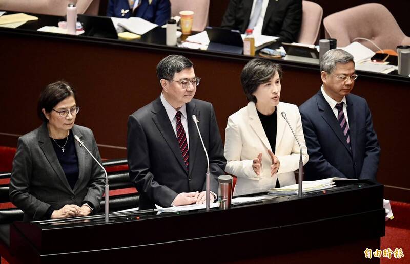 王鴻薇重申台半導體「不是偷來的」 卓榮泰:事實是全球都跟我們買貨