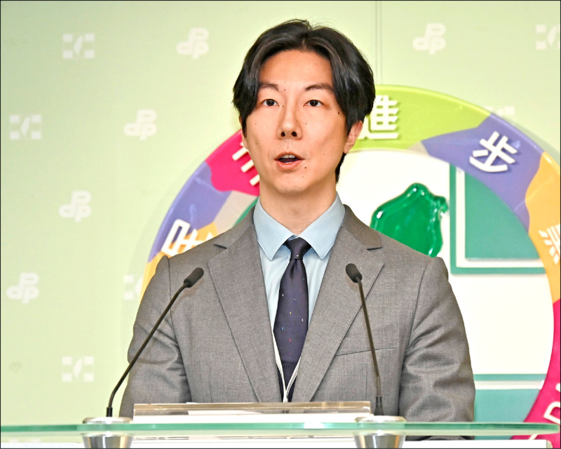 鄭麗文版軍購恐違背FMS 綠憂破局：為何就是要擋？