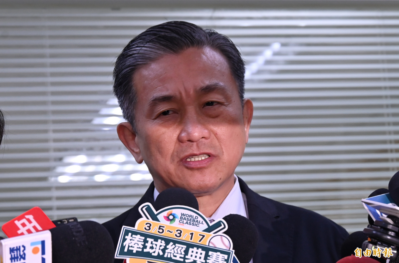 王定宇爆搶富商E奶小三 美女律師狠酸:搶「破麻布袋」只在動物園看過!