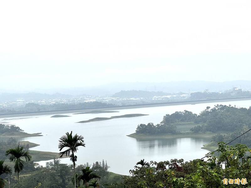 鋒面帶雨勢 曾文水庫小進帳400萬噸仍入不敷出