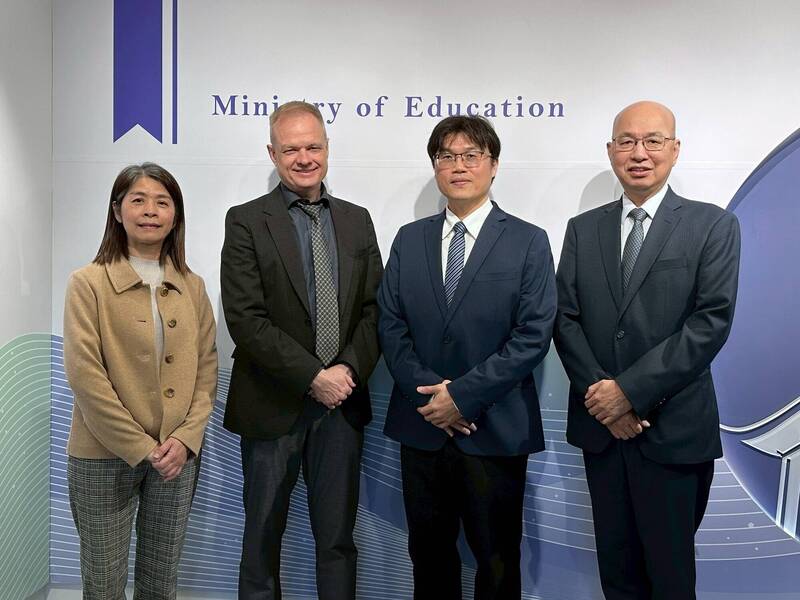 深化兩國教育合作 加拿大高貴林學區官員來台