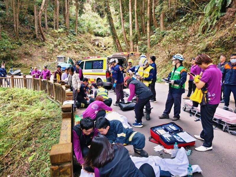 南投杉林溪遊園車墜谷 觀光署:發生前營運正常 駕駛無類似事故紀錄