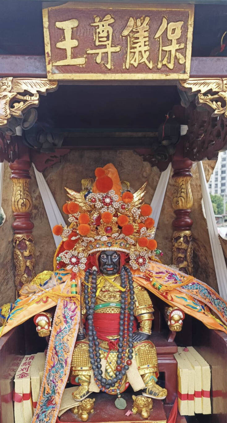 165年傳統  北投集應廟5年一度遶境  老尪公神像難得與「替代老祖」同場