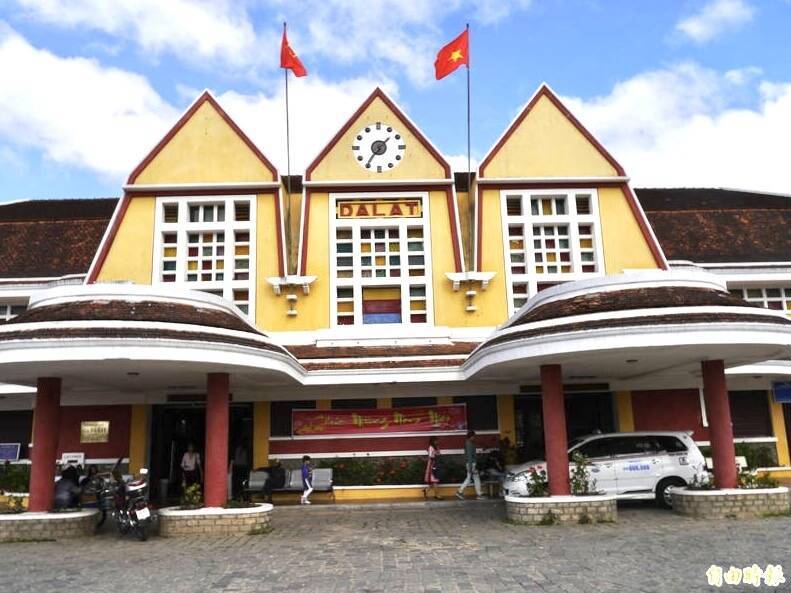 台中包機續拓點日、越 「素食包機」 10分鐘完售