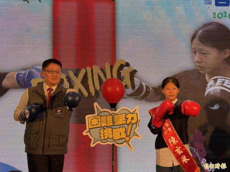 家扶表揚自強兒少 用愛協助孩子走過逆境拚精采人生