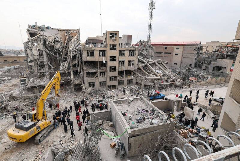 反政府浪潮未現 華郵:飛彈讓伊朗人「嚇到不敢動彈」