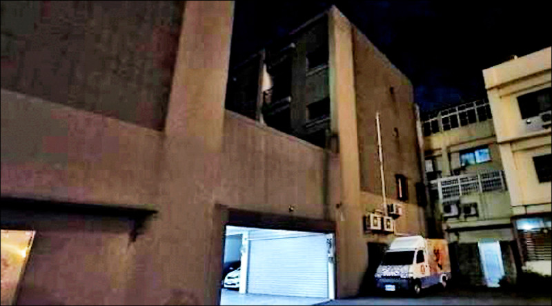 虎媽「冷漠地停止供食 靜待女兒死亡」