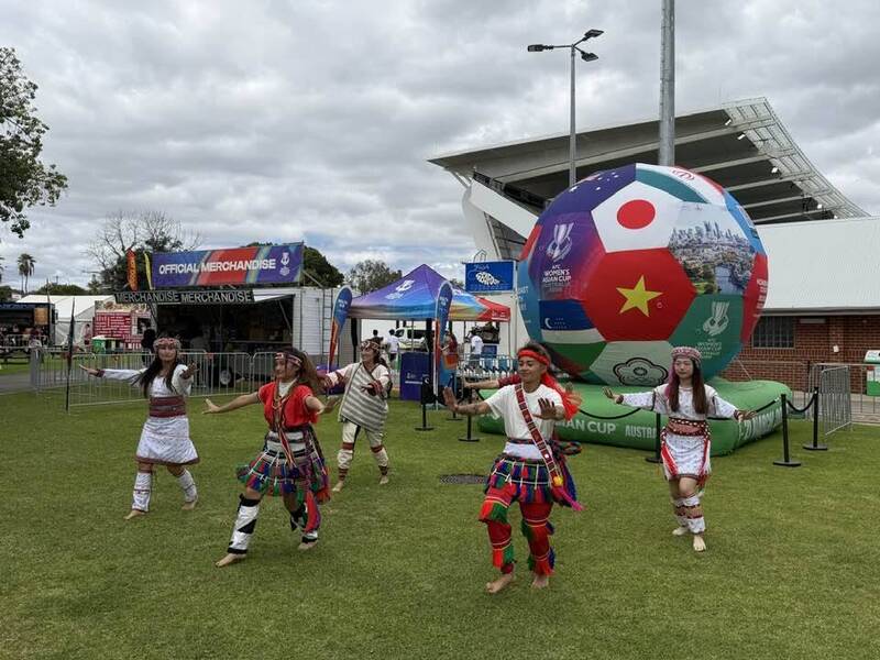 女足亞洲盃》原民舞蹈險遭「政治因素」取消 外交部介入成功