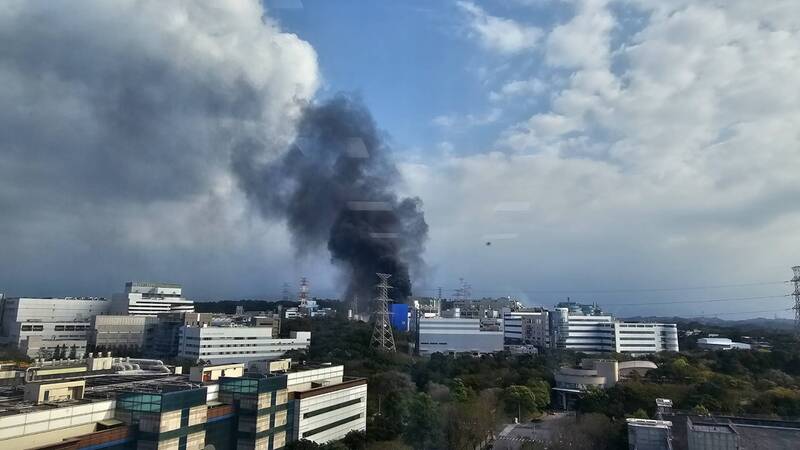 竹科三期仍悶燒殘煙飄散 家戶趕快關窗