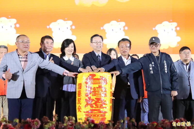 護照準備好?明年燈會在「苗栗國」 鍾東錦:無論哪一派都免簽