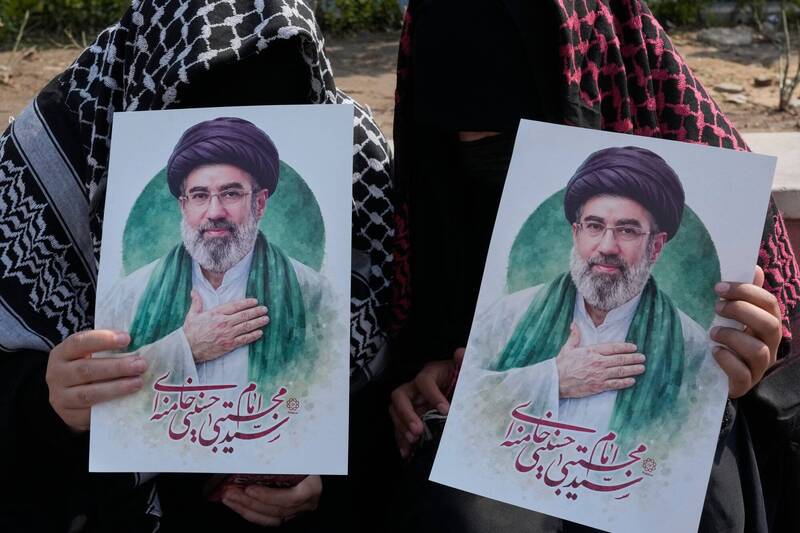 接班即失蹤!伊朗新最高領袖毀容重傷 傳普廷密接莫斯科續命