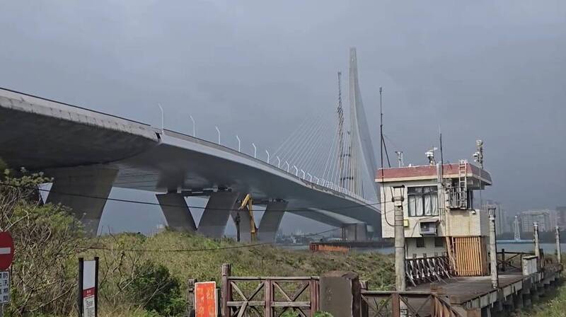 淡江大橋風切聲擾民！議員批李四川「去了等於沒去」