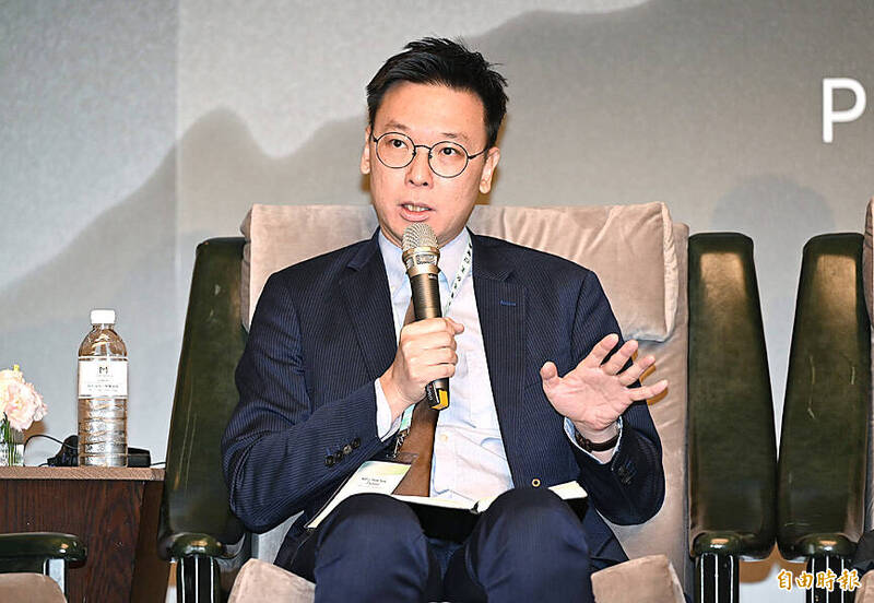 《TAIPEI TIMES》 Official dives into Taiwan defense strategy