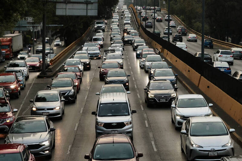 繳回駕照就給錢!「這國」年輕人只要5年不開車 爽領92萬