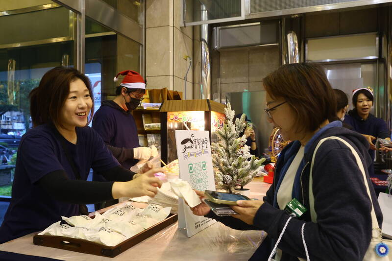 北市「青年學堂」戶外微醺電影院 4/11南興公園登場