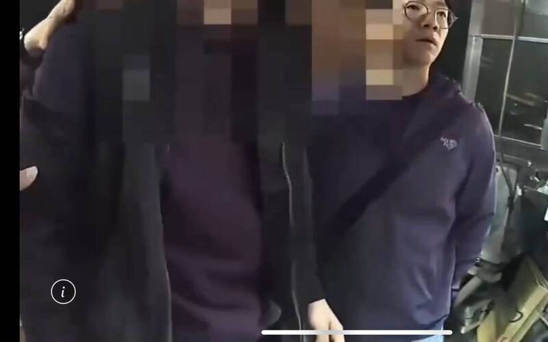 逢甲商圈驚傳亮刀!男不滿店家昔服務態度持刀追老闆遭壓制