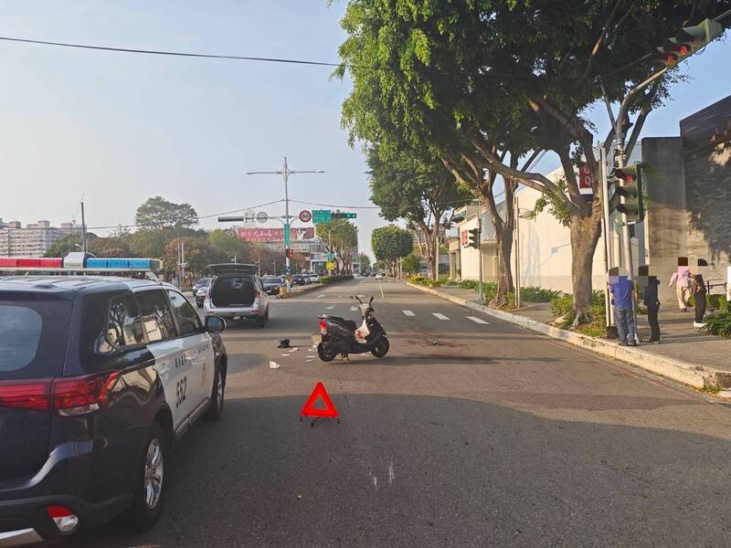 台中死亡車禍!直行機車與右轉轎車猛撞 78歲騎士頭部重創不治