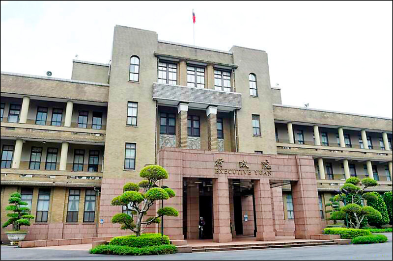 政院:國防自主韌性 不能被打折扣