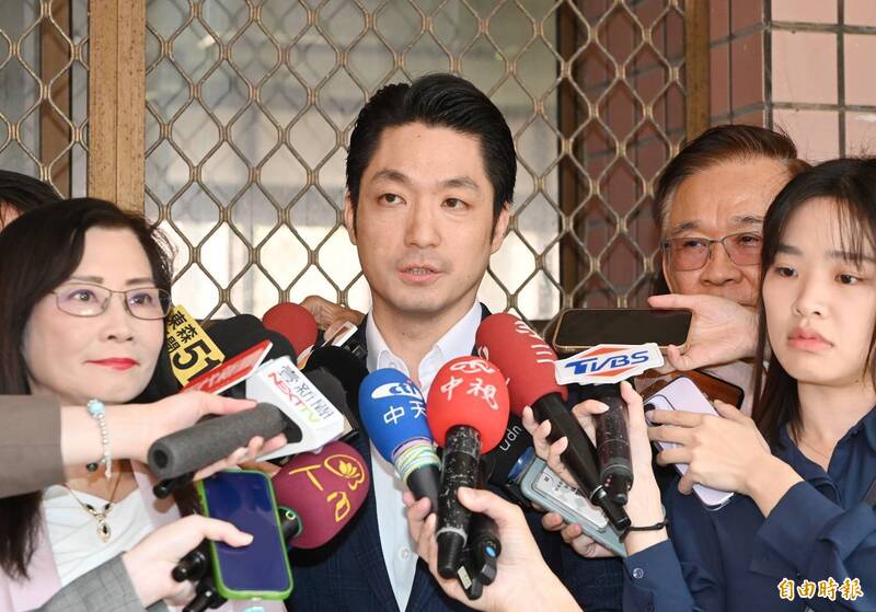 李孝亮雙重國籍未服役 蔣萬安：兵役局已說明 黨部有機制