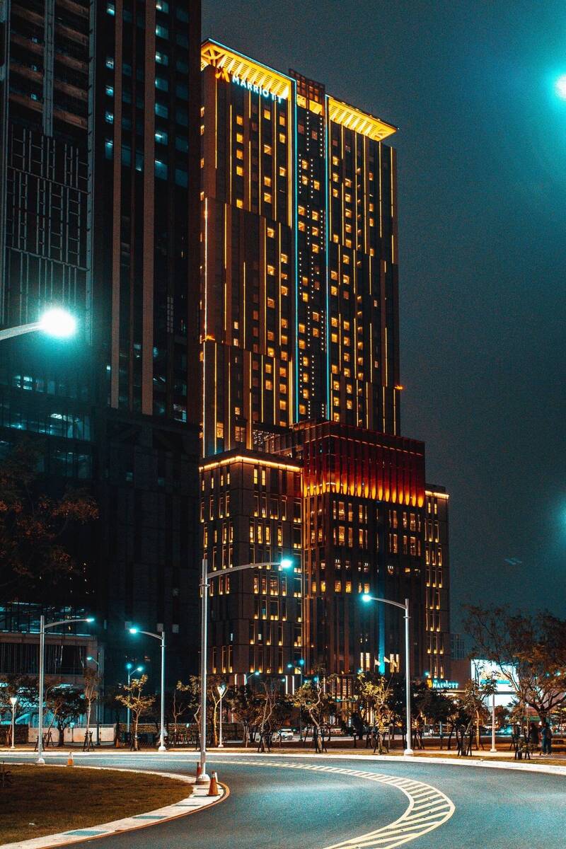 高雄萬豪酒店3/28關燈1小時 響應節能減碳、因應能源緊張