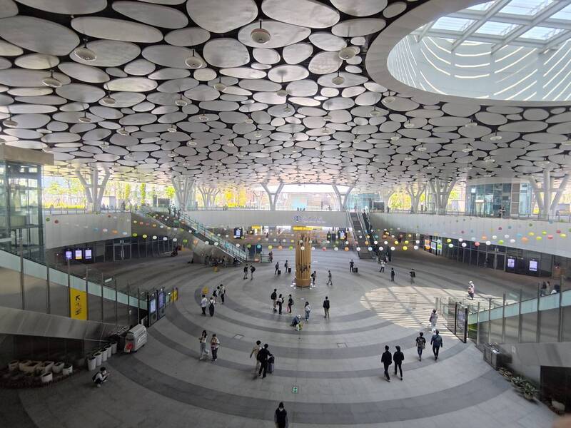 男子陳屍高雄火車站「西廁」 初步排除外力介入