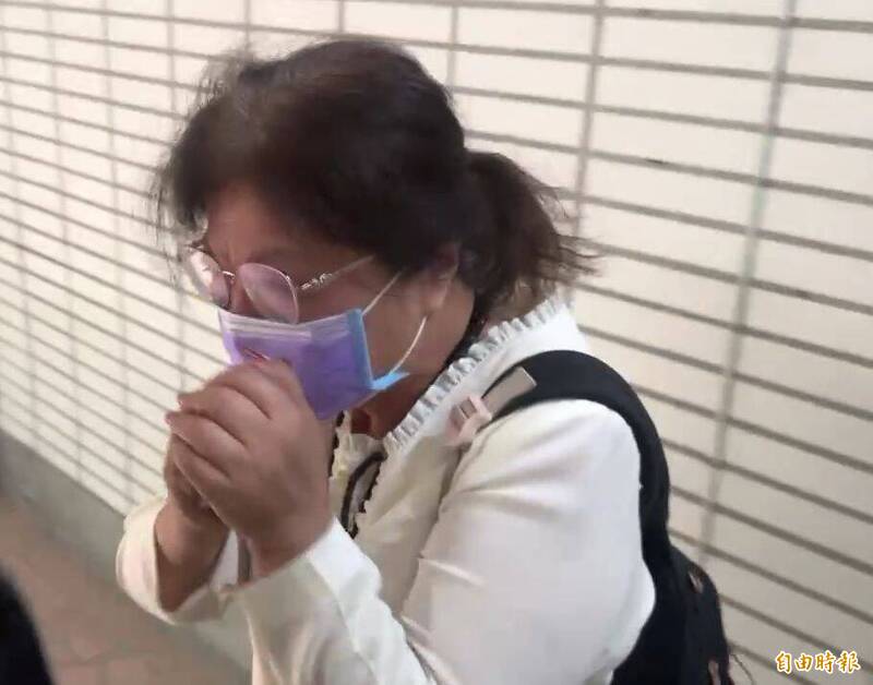 瘦了20公斤！台中前地政局長吳存金詐領特別費 當庭痛哭認錯求緩刑