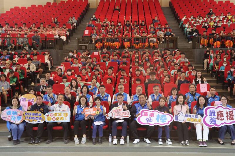 苗栗學子體壇捷報頻傳 411位績優選手獲表揚獎勵