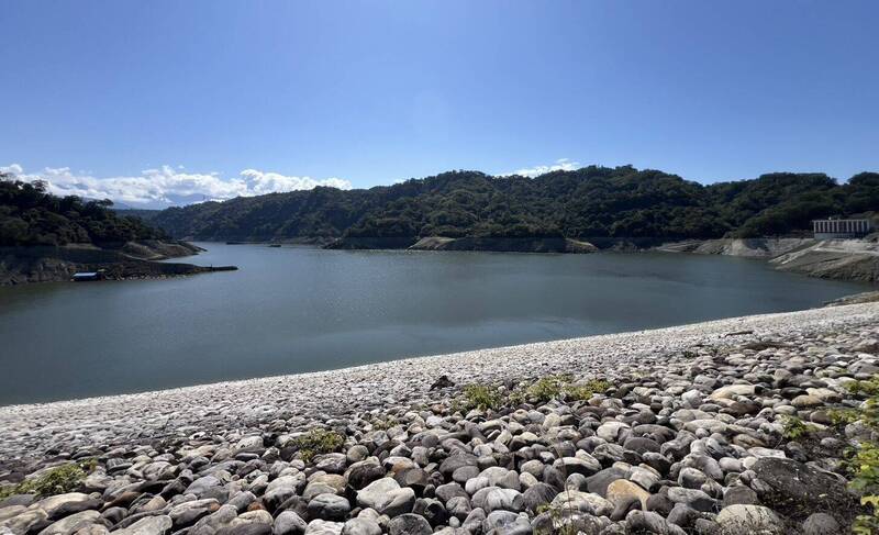 拉警報!西部冬雨創75年來最低 鯉魚潭水庫蓄水跌破3成