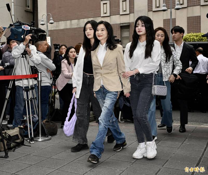 應曉薇重判15.5年「代母參選」? 女兒應佳妤回應了