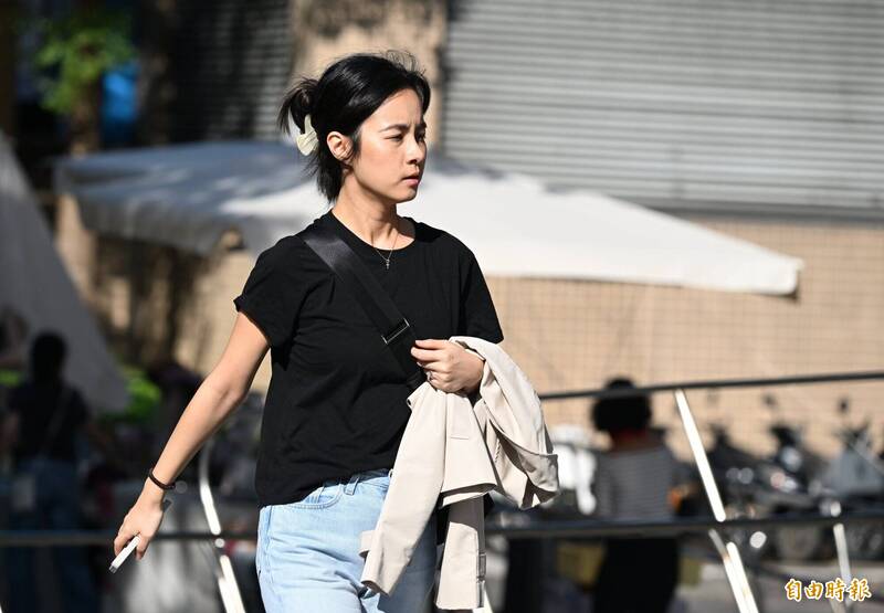 把握週末短暫晴朗!吳德榮:明起3波鋒面接力影響台灣