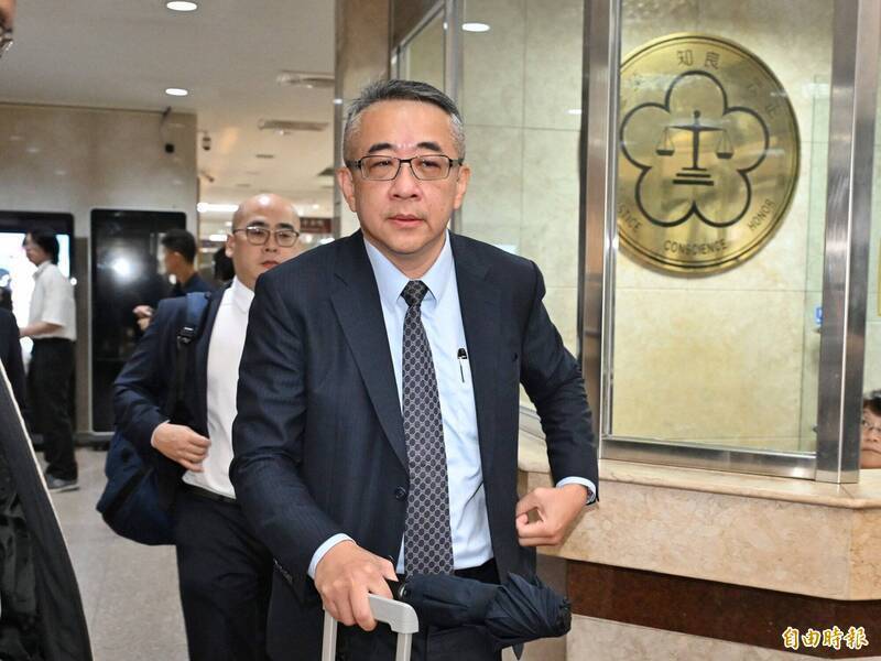 京華城案「小沈1500」不成罪！ 法界推估柯文哲律師團費用達千萬