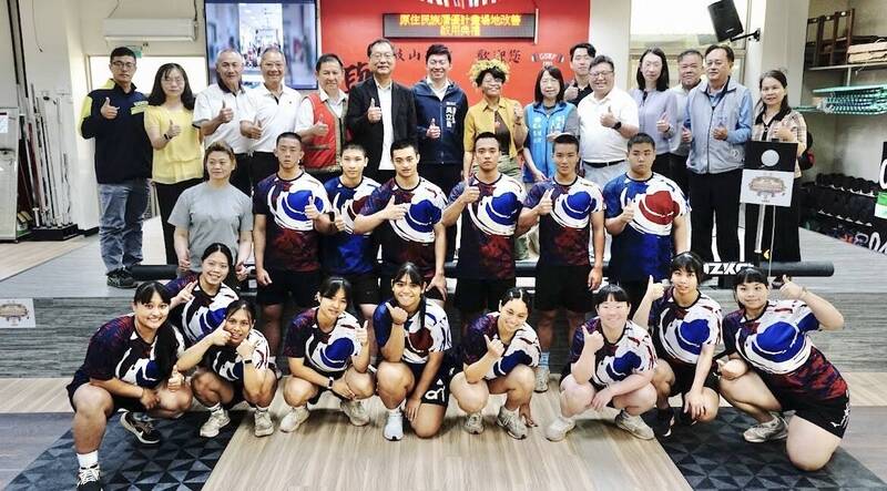 培育更多未來郭婞淳 高雄鼓山高中舉重館整修啟用