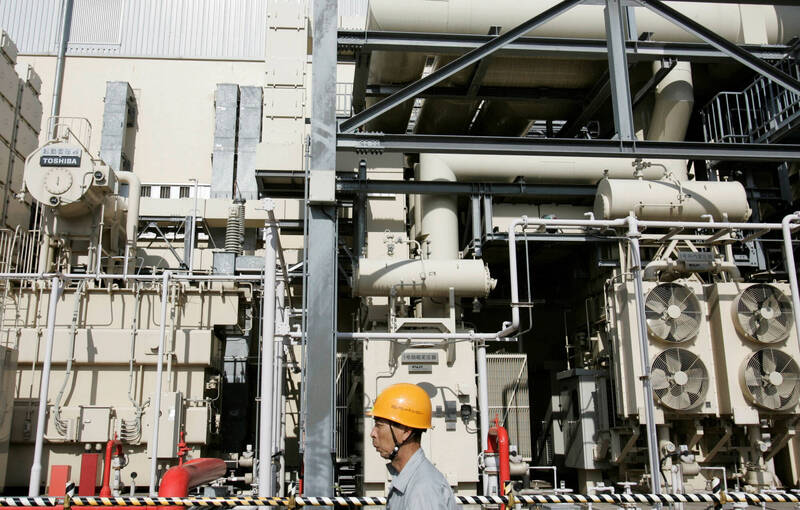 因應中東戰火衝擊 日本擬暫解對燃煤發電廠限制