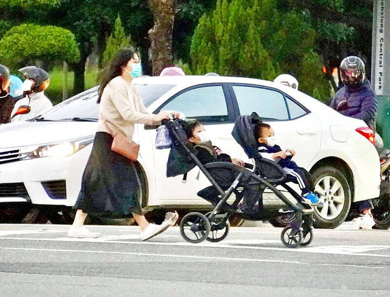 《TAIPEI TIMES》 KMT proposes codifying 80% parental leave subsidy