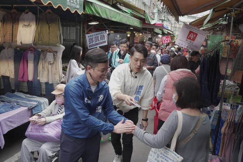 凌濤陪同黨新北市議員參選人鄧凱勛拜票 強調在野要合作