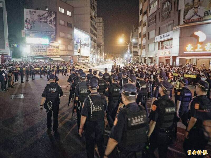 大甲媽遶境前夕 彰化警邀40宮廟團體簽約保證「不鬧事」