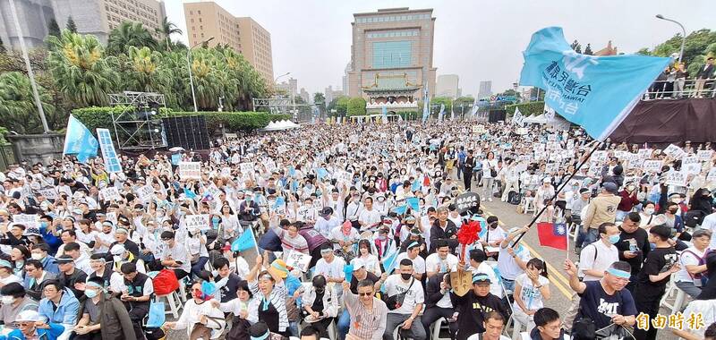 「戰凱道」全國動員令召多少小草? 民眾黨:現場突破1萬人